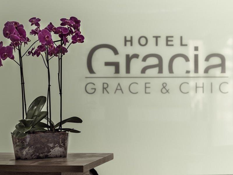 אל ארנל Hotel Gracia מראה חיצוני תמונה
